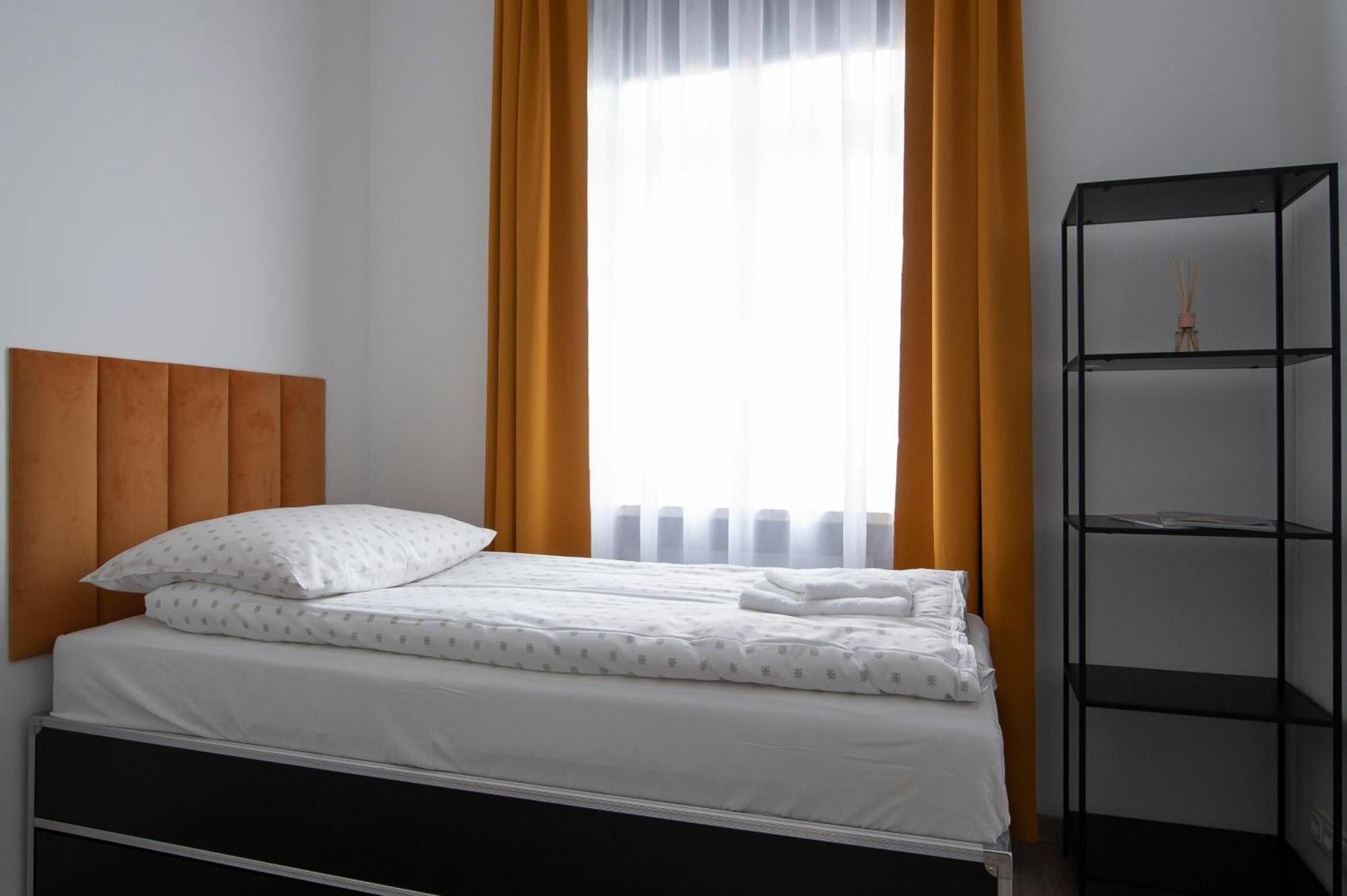 Apartamenty Emilia 2 그니에즈노 외부 사진